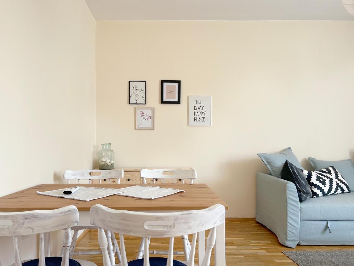 Lovely Apartment With Balcony In Pomorie Old Town By Flat Mаnаger Bagian luar foto