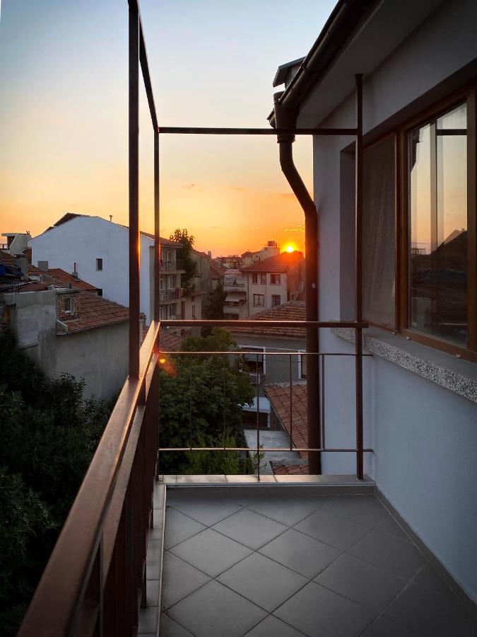 Lovely Apartment With Balcony In Pomorie Old Town By Flat Mаnаger Bagian luar foto